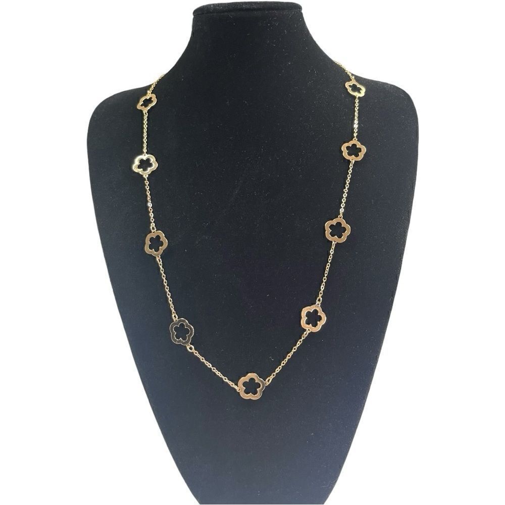 Four Leaf Clover Necklace - Picture 3 of 7